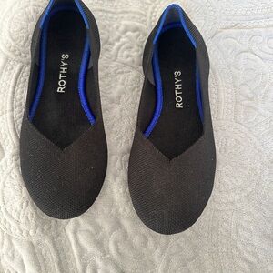 Rothy's Black and Blue Flats